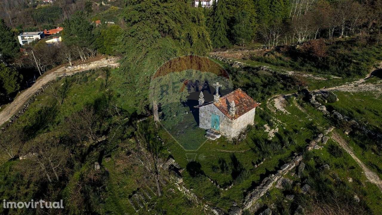 Moradia T1 para venda - Grande imagem: 2/21