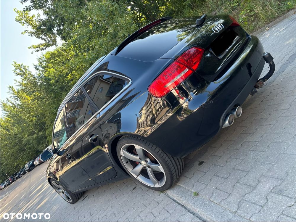Audi A4 Avant 2.0 TDI DPF multitronic S line Sportpaket - 4