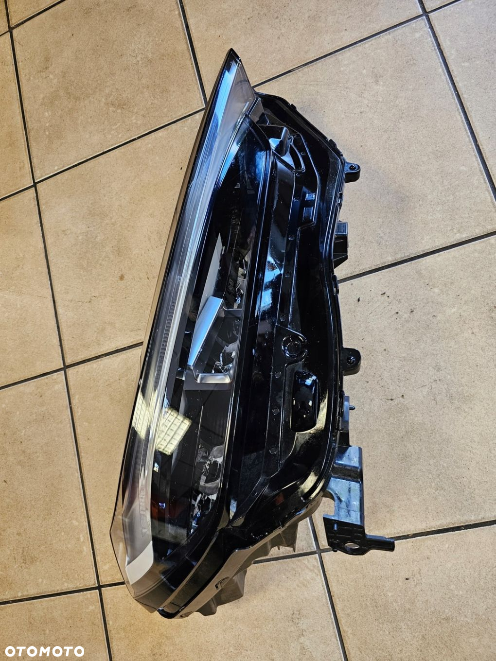 LAMPA PRAWY PRZÓD FULL LED HONDA HRV HR-V III 23 EU - 2