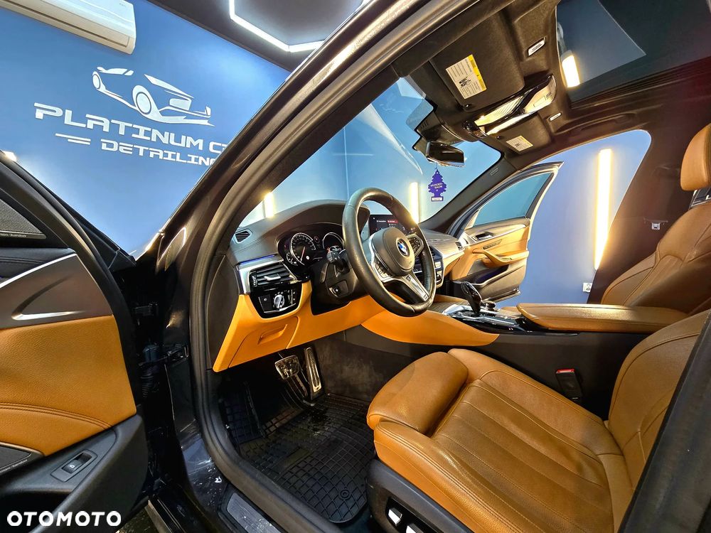 BMW Seria 5 530i - 14