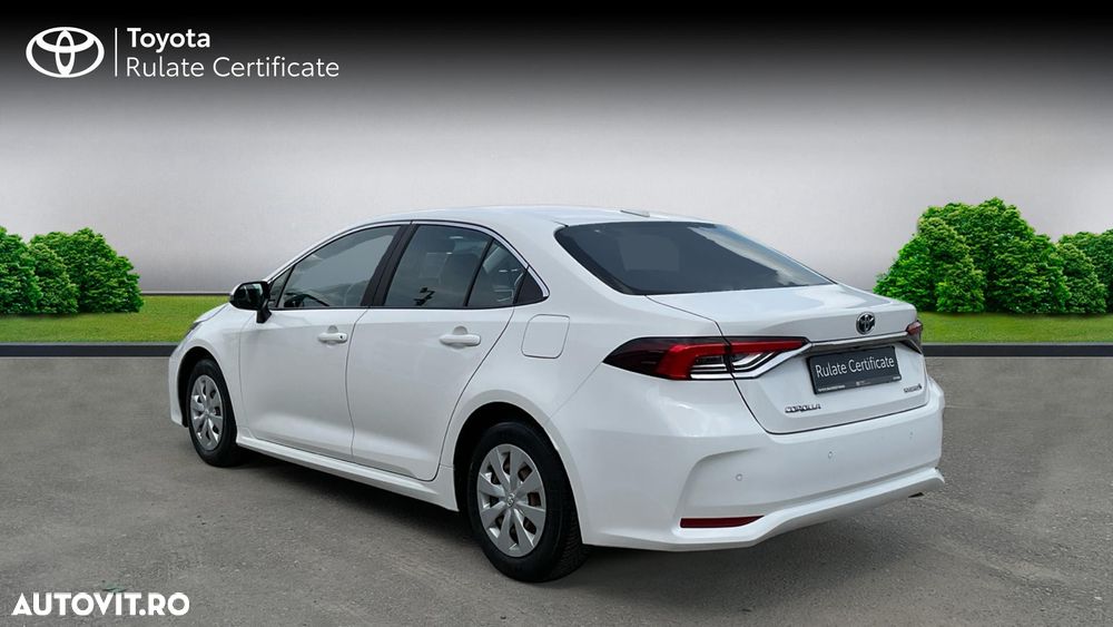 Toyota Corolla 1.8 HSD Business - 4