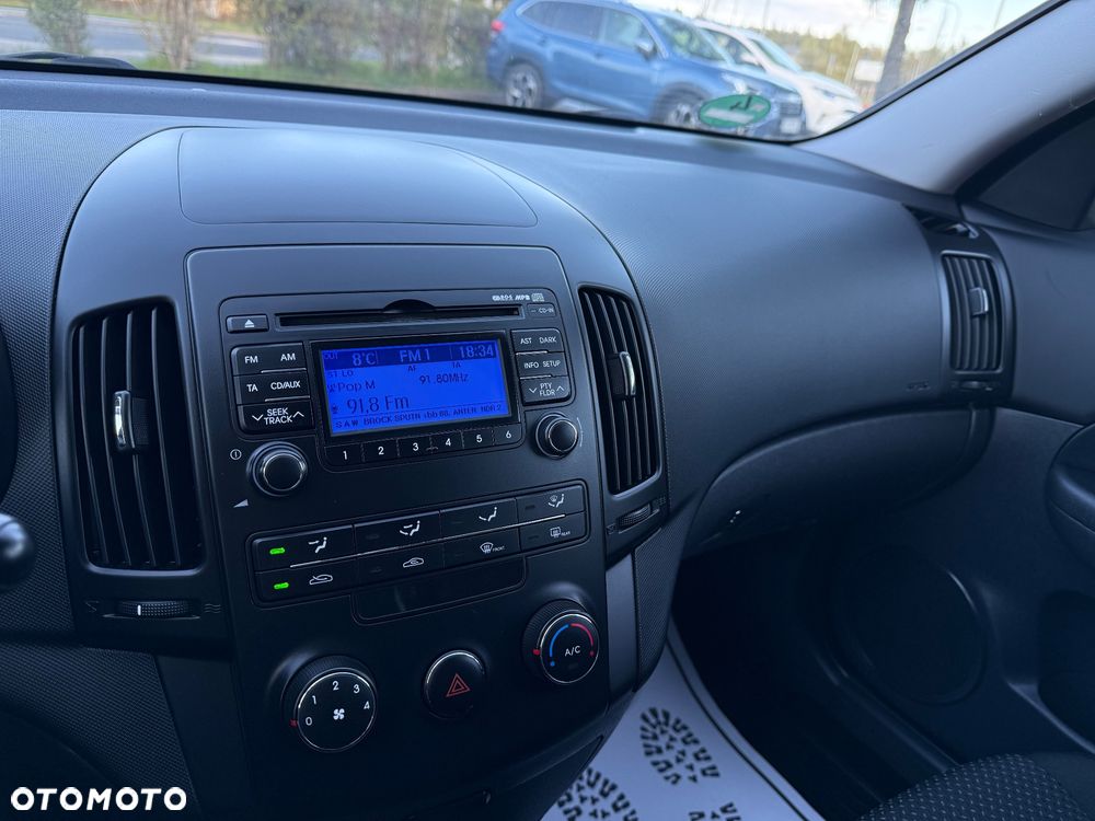 Hyundai i30 i30cw 1.6 Edition Plus - 8