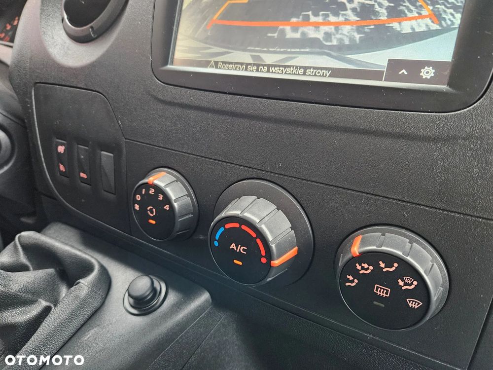 Renault Master L2H2 2.3dCi 130KM - 14