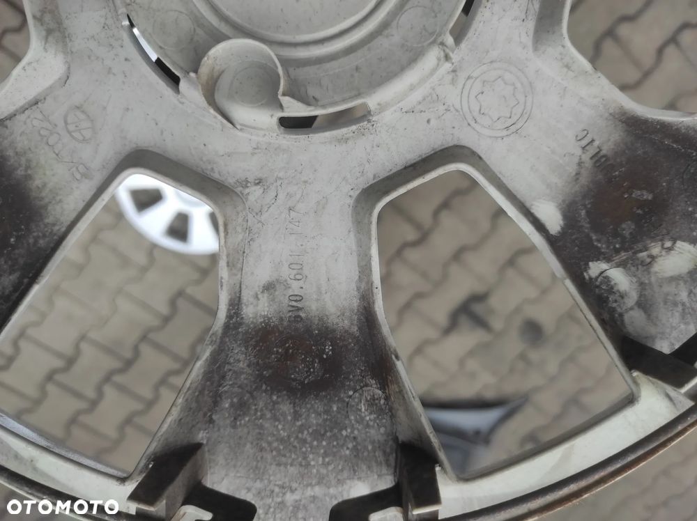 KOŁPAKI KOŁPAK R15 6V0601147 3 SZT SKODA WYSYŁKA !!!!!! - 6