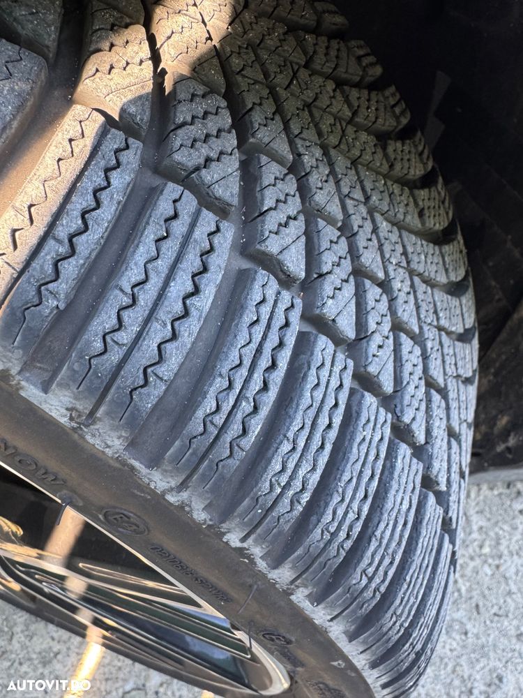 BMW M1 M135i xDrive - 26