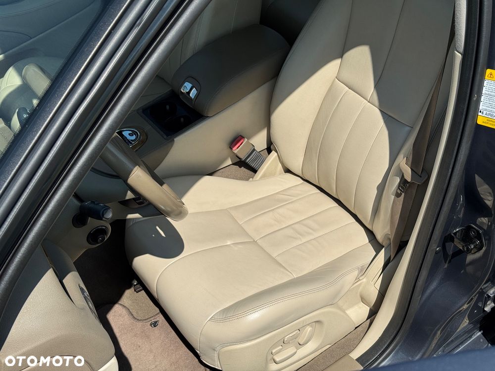 Jaguar S-Type 4.2 V8 Executive - 18