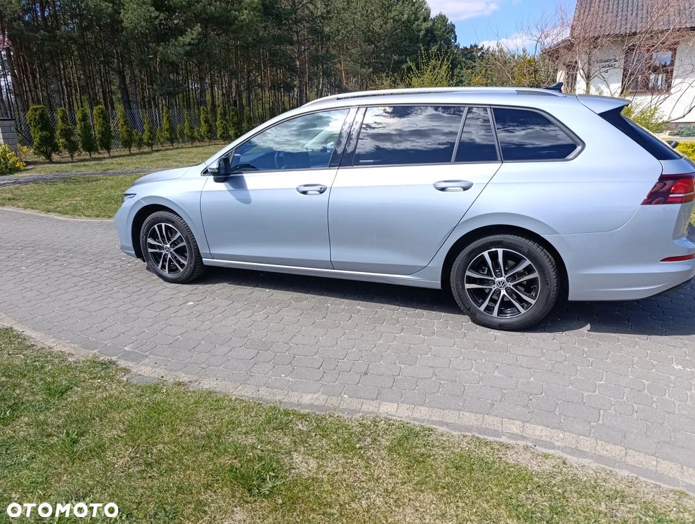 Volkswagen Golf 2.0 TDI SCR DSG Life - 12