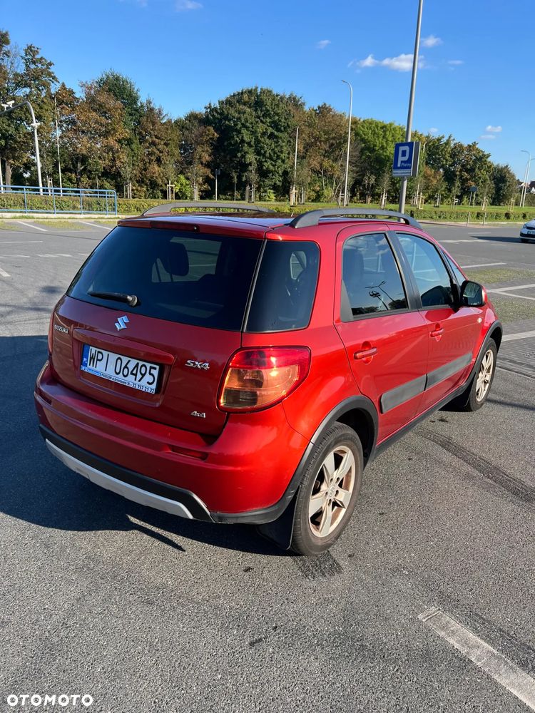 Suzuki SX4 1.6 Premium - 4