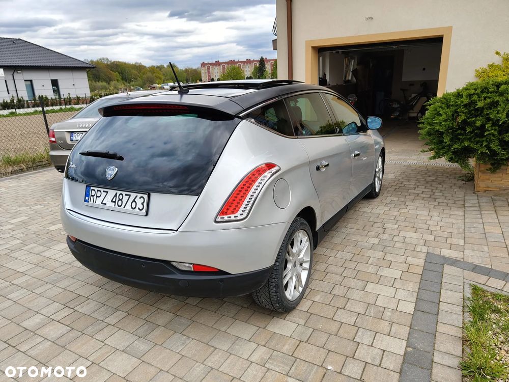 Lancia Delta 1.6 MJ Oro Selectronic - 3