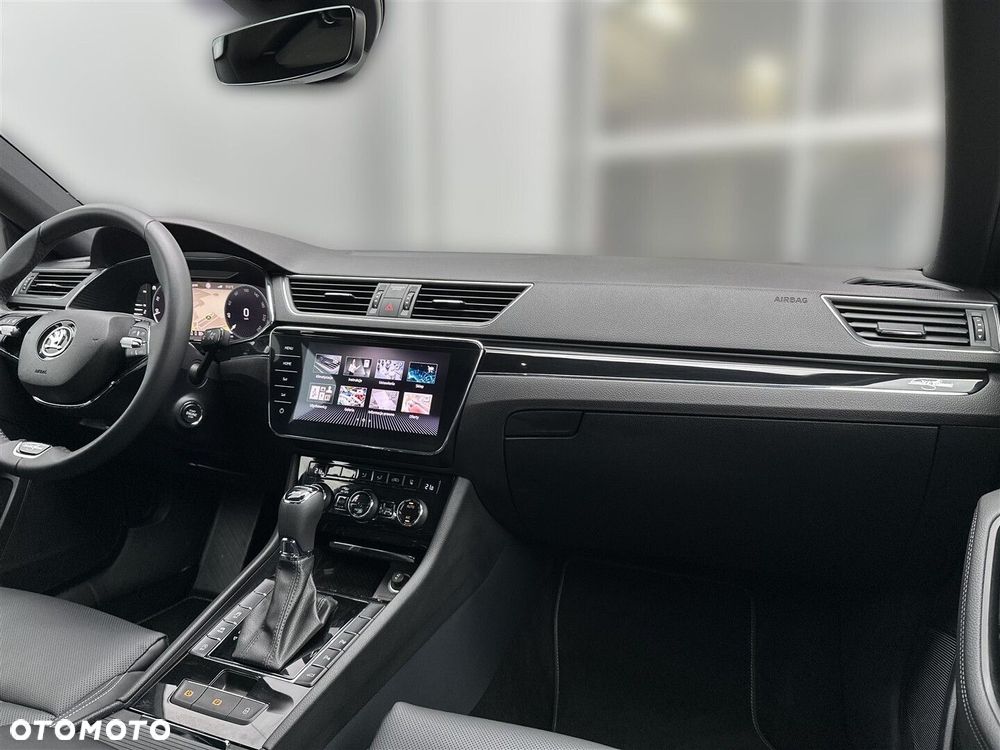 Skoda Superb 2.0 TDI SCR L&K DSG - 15