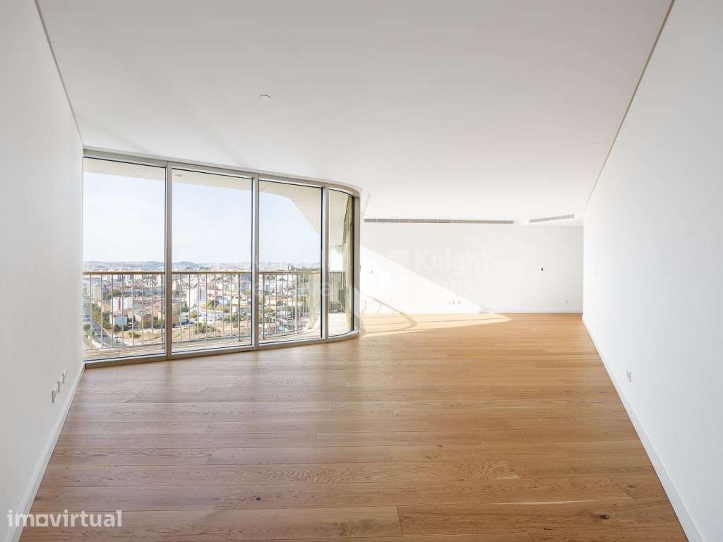 Apartamento T2 em condomínio com piscina em Campolide - Grande imagem: 3/26