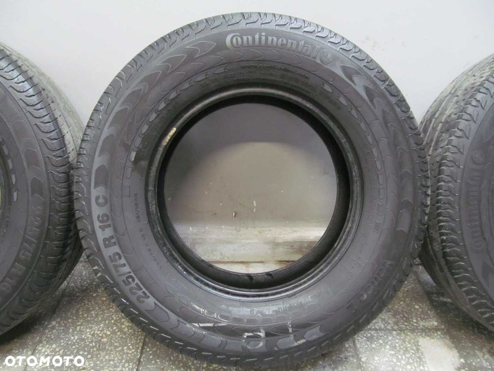 OPONA CONTINENTAL VANCO 2 225/75/16C ROCZNIK 2014 121/120 4mm - 3