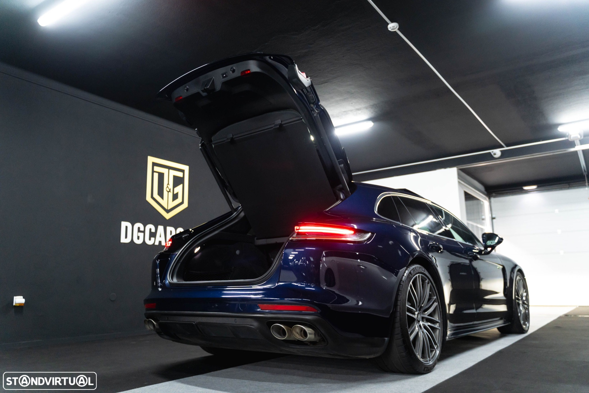 Porsche Panamera Sport Turismo 4S E-Hybrid - 31