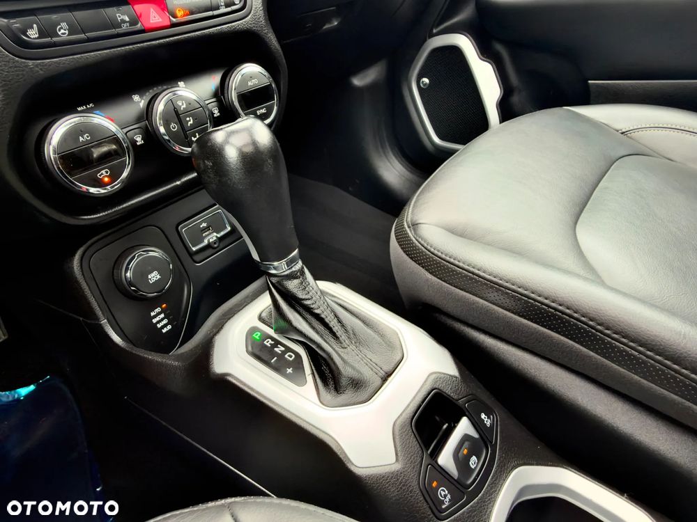 Jeep Renegade 1.4 MultiAir Active Drive Automatik 75th Anniversary - 30