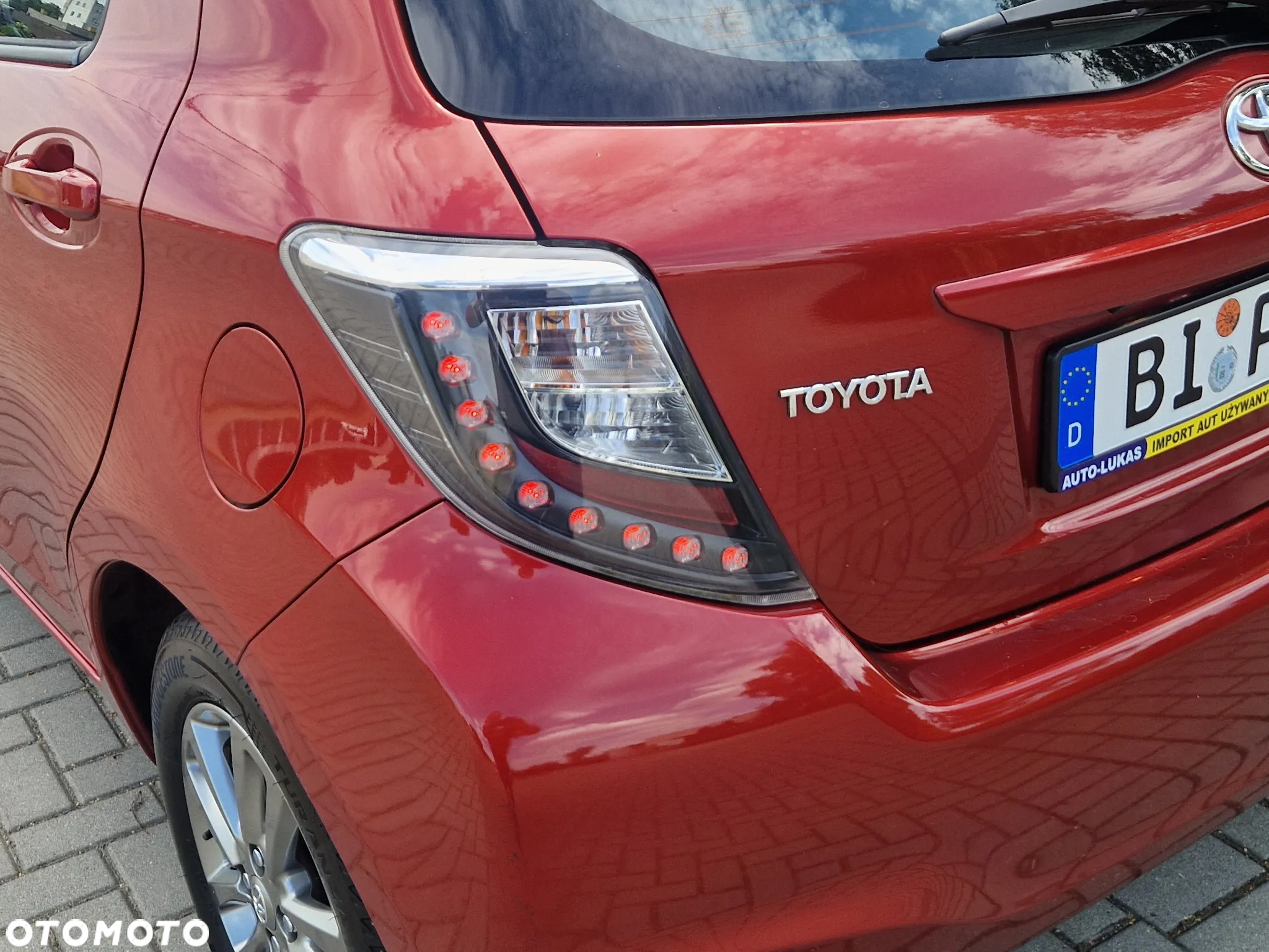Toyota Yaris 1.33 Premium EU6 - 11