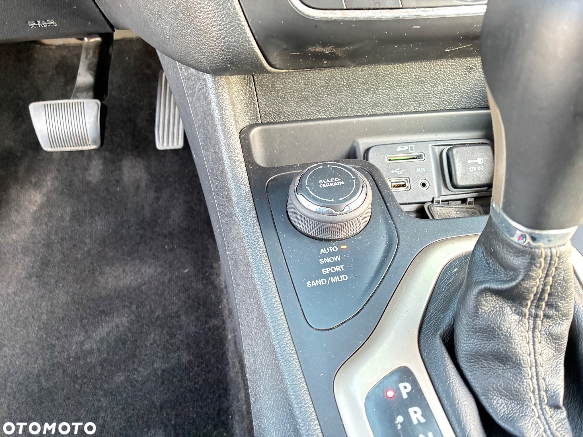 Jeep Cherokee 3.2 V6 Active Drive I Limited - 12