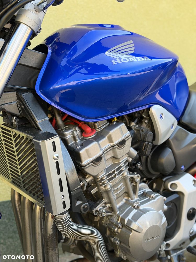 Honda Hornet - 30