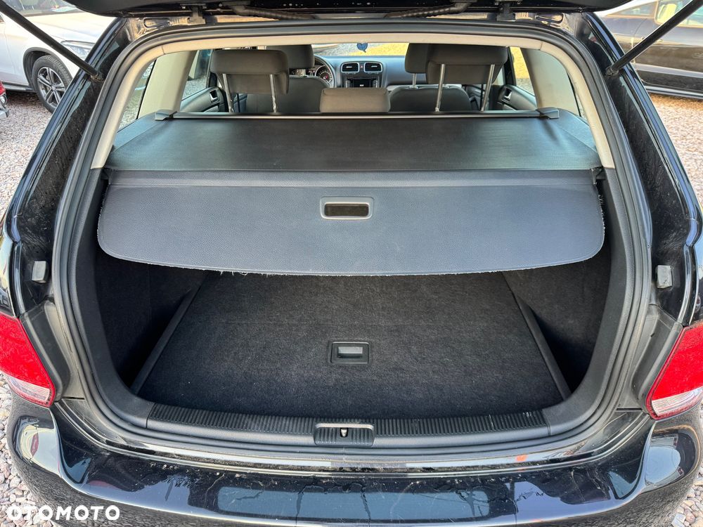 Volkswagen Golf - 11