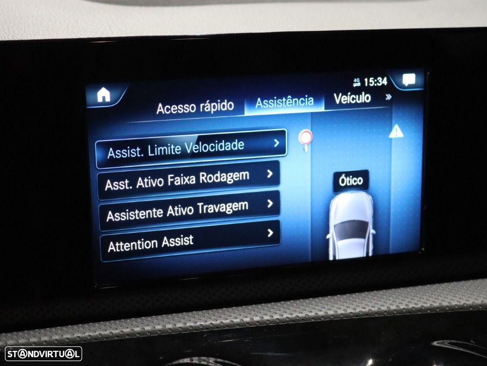 Mercedes-Benz A 180 d AMG Line - 34