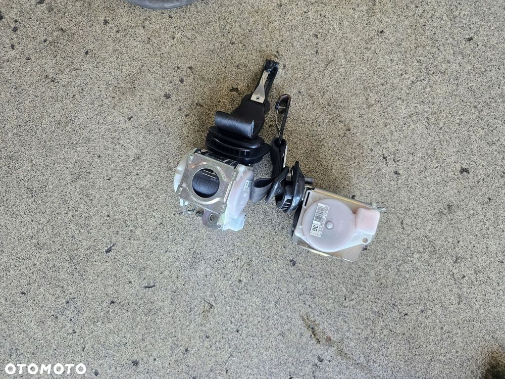 Pas bezpieczeństwa lewy prawy komplet III rząd Citroen C4 Grand Picasso - 1