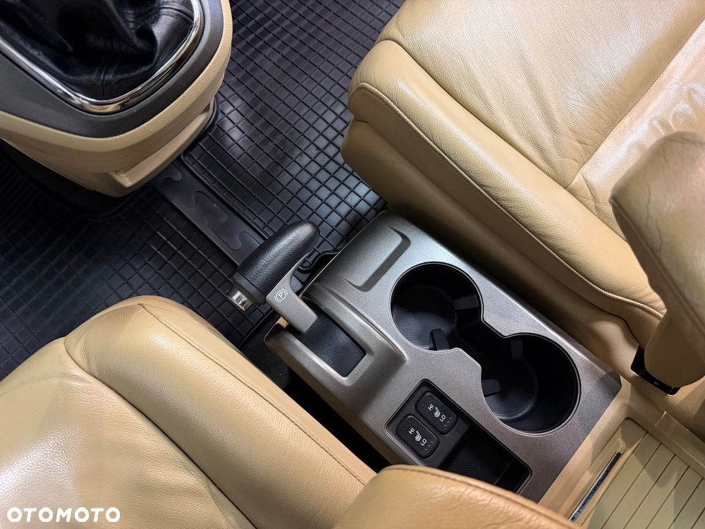 Honda CR-V 2.0 Executive NAVI - 32