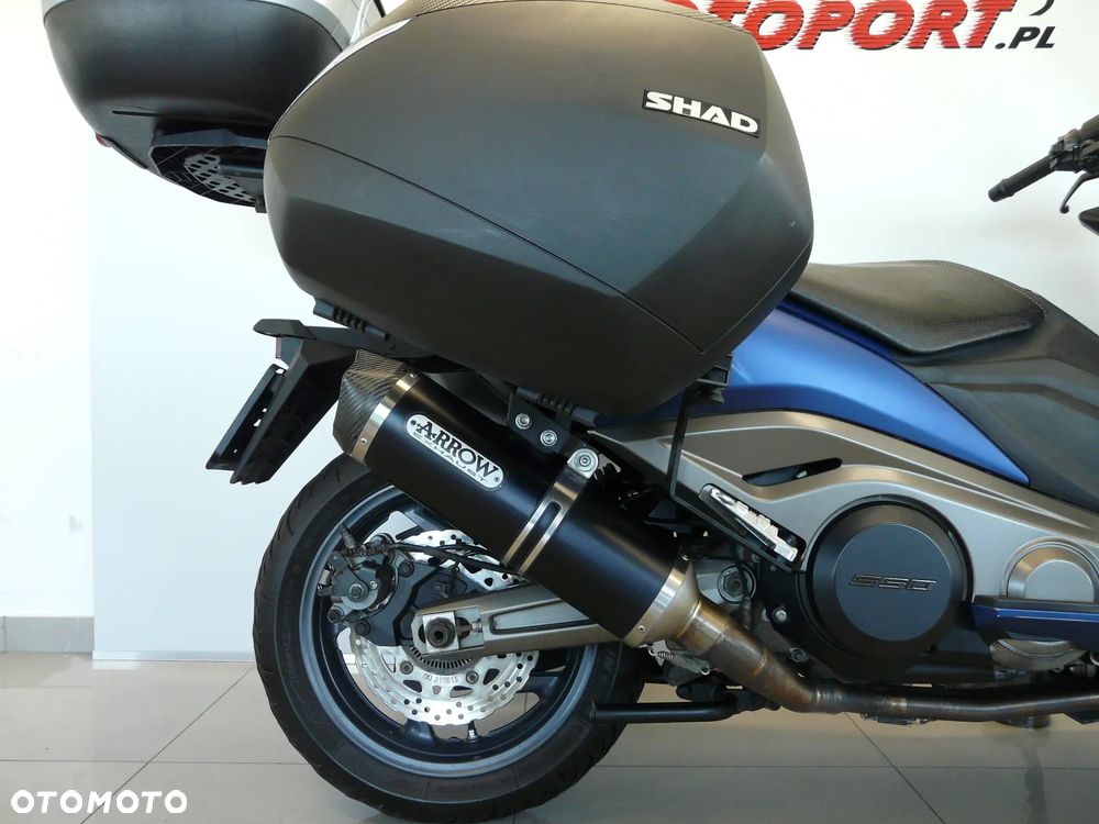 Kymco AK 550 - 24