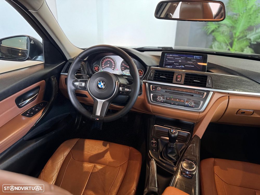 BMW 320 d EfficientDynamics Line Luxury - 35