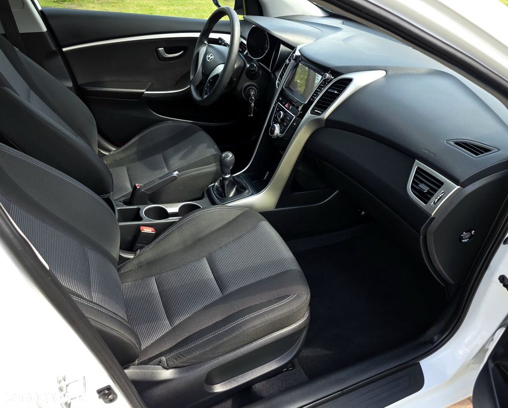 Hyundai i30 1.4 Classic + - 25