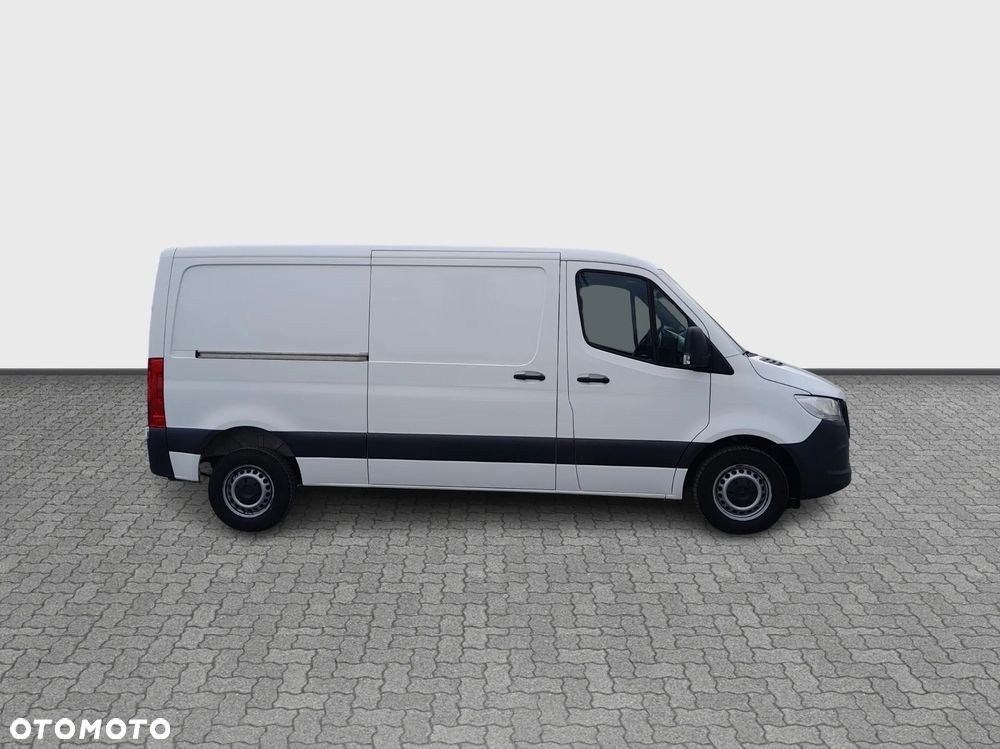 Mercedes-Benz Sprinter - 7