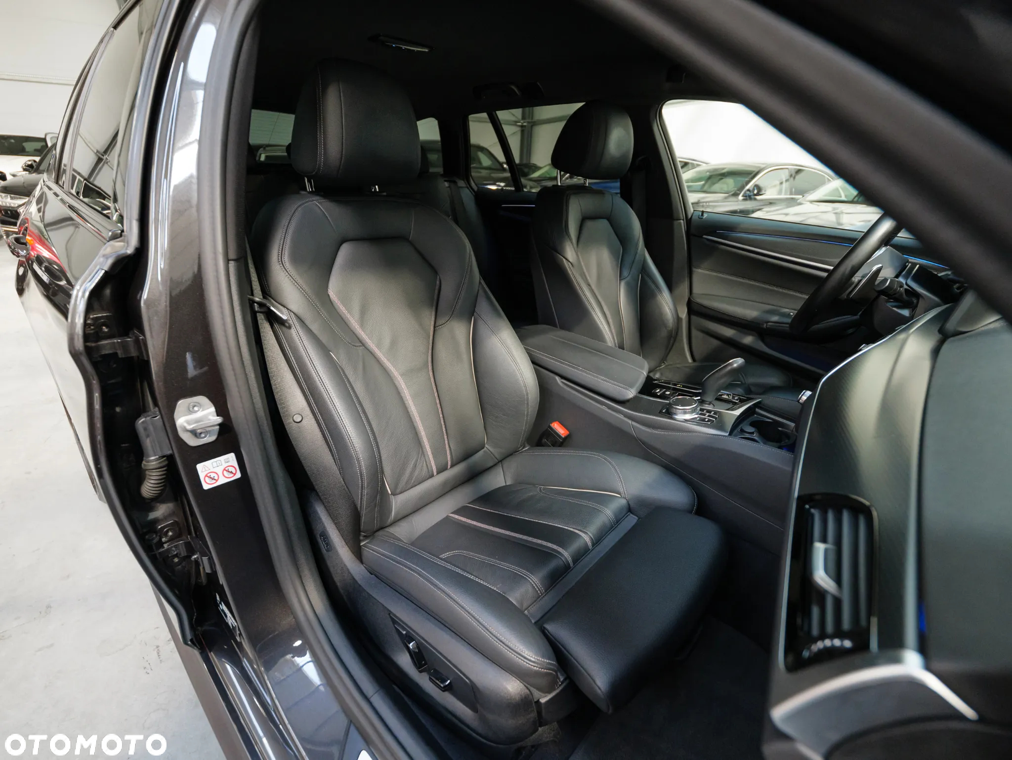 BMW Seria 5 - 24