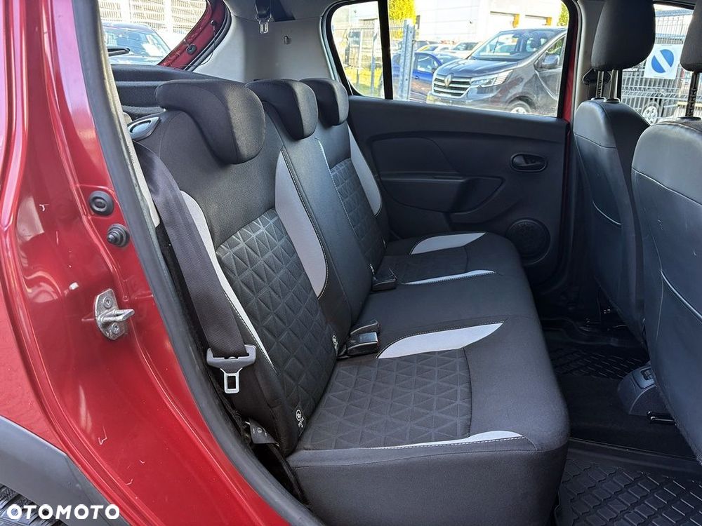 Dacia Sandero 0.9 TCe Laureate - 11
