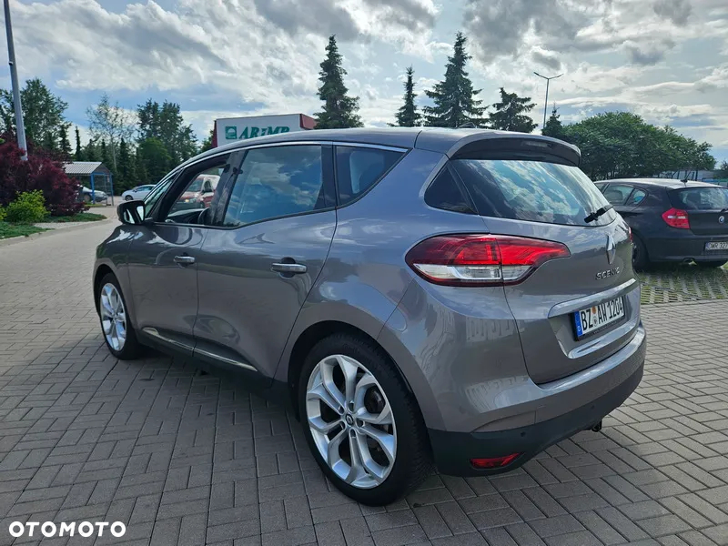 Renault Scenic - 18