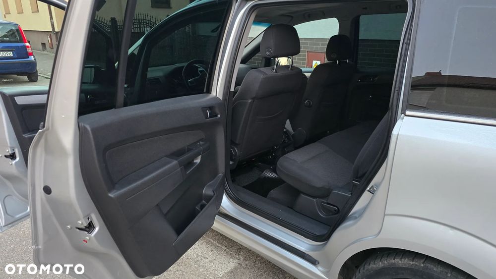 Opel Zafira 1.9 CDTI Sport - 8