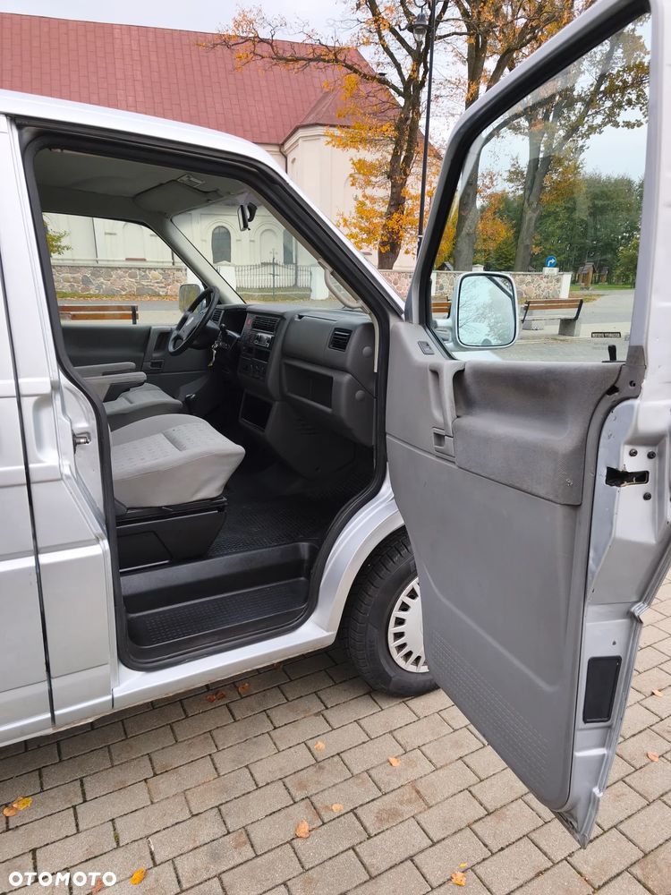 Volkswagen Transporter - 15