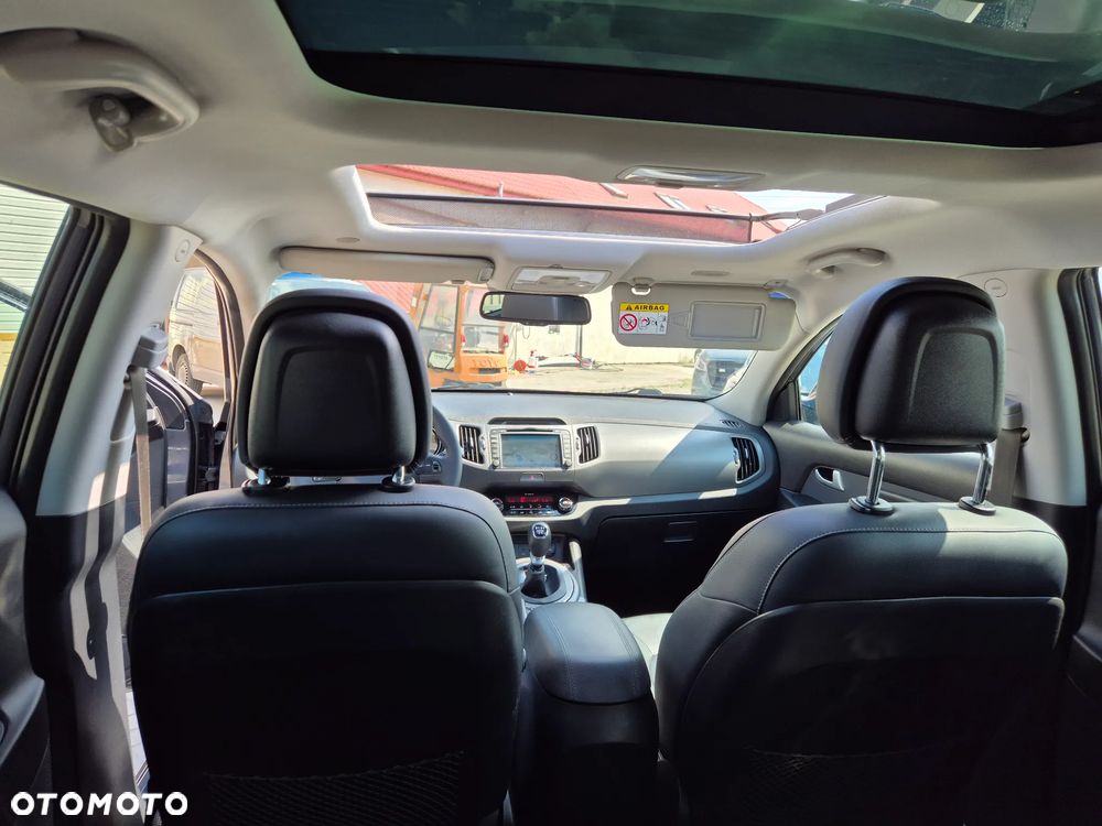 Kia Sportage 1.7 CRDI 2WD Vision - 12