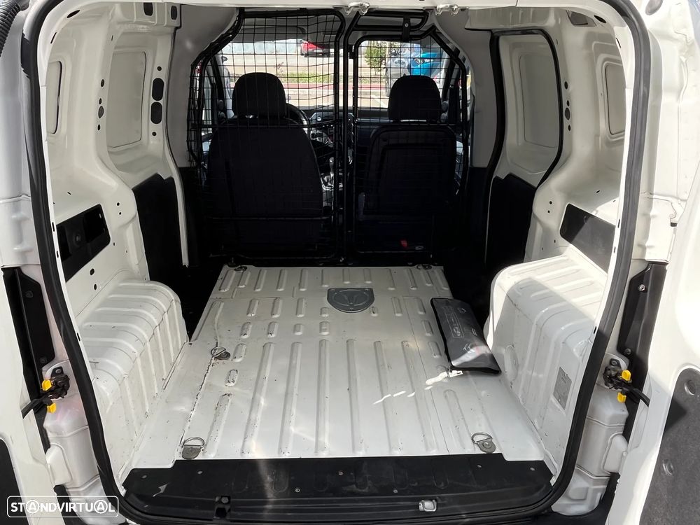 Citroën Nemo 172 000 kms - 12