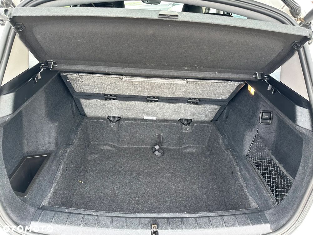 BMW X1 xDrive18d Advantage - 21