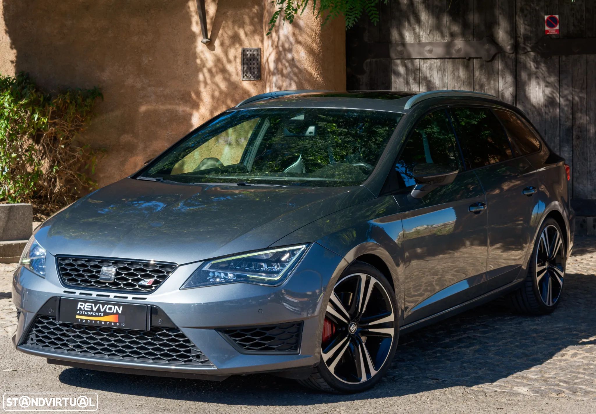 SEAT Leon ST 2.0 TSI S&S DSG Cupra 280 - 1