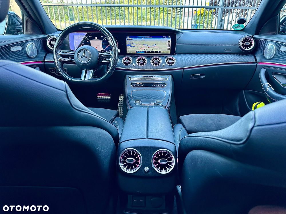 Mercedes-Benz Klasa E 220 d 9G-TRONIC AMG Line - 22