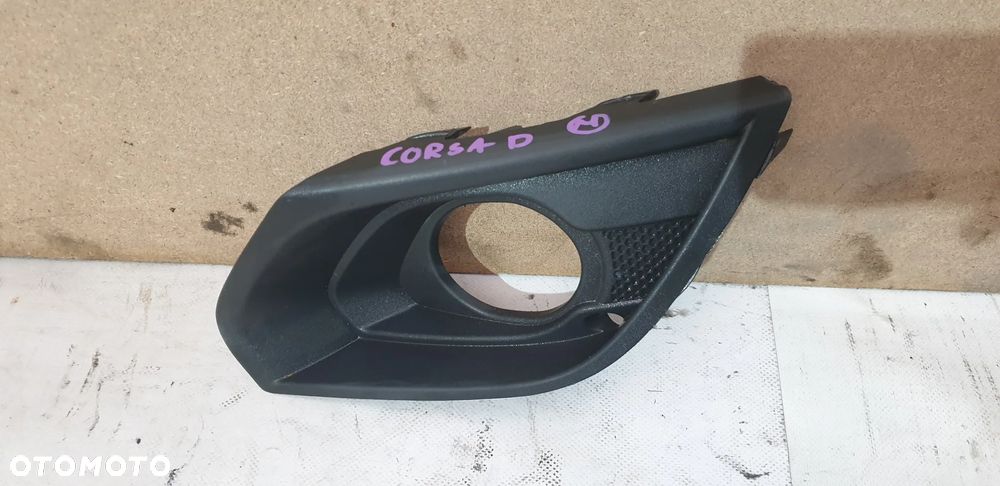 Opel Corsa E Kratka Halogenu 13450671 - 2