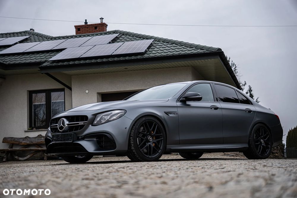 Mercedes-Benz Klasa E AMG 63 S 4-Matic+ - 11