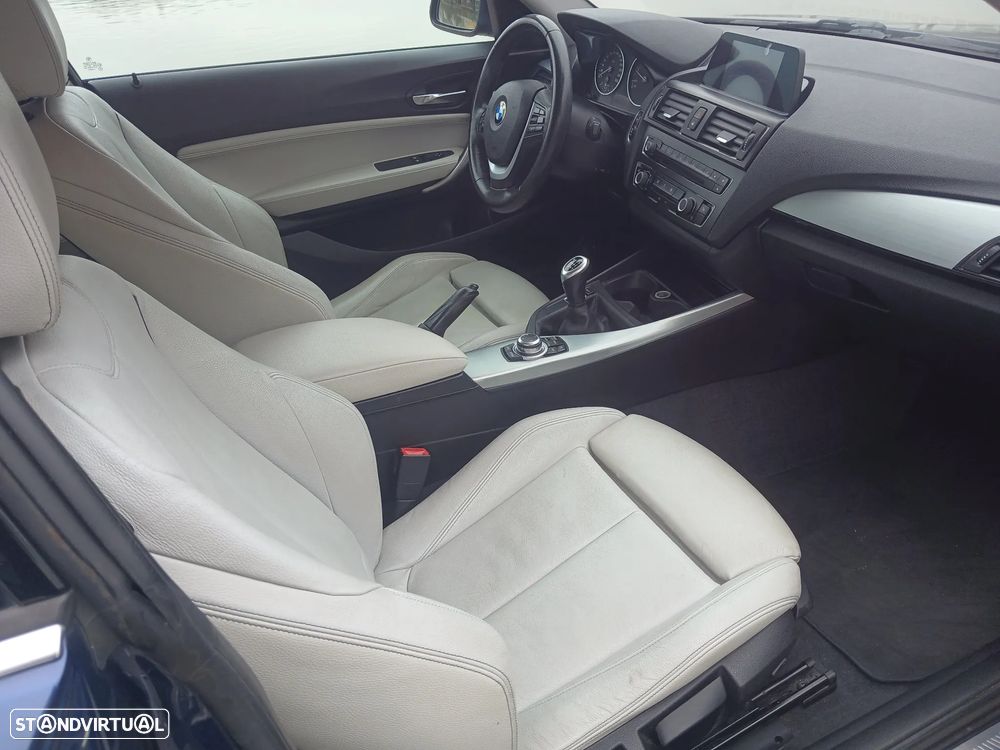 BMW 116 d EDynamics Line Urban - 21