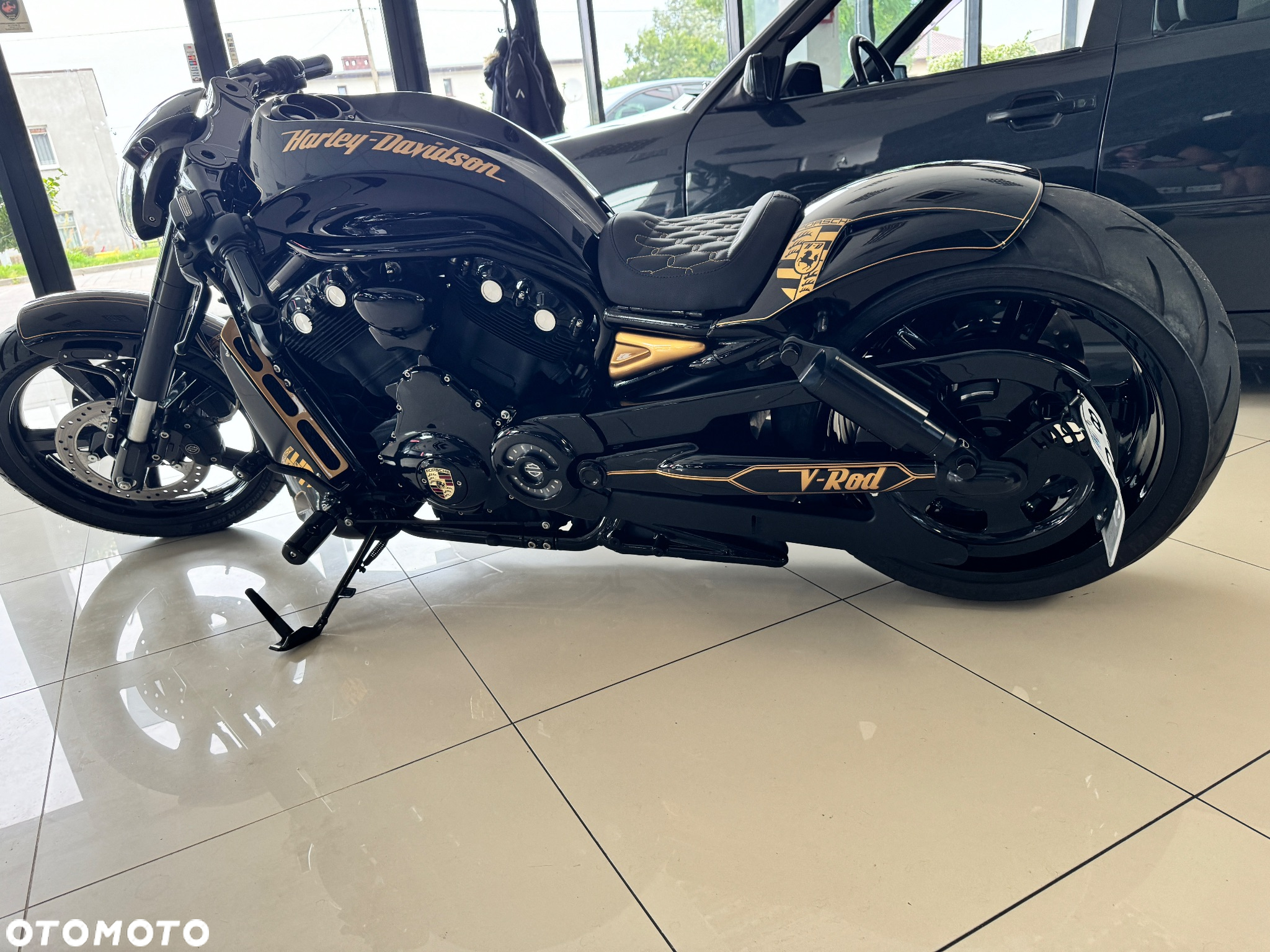 Harley-Davidson V-Rod Muscle - 4