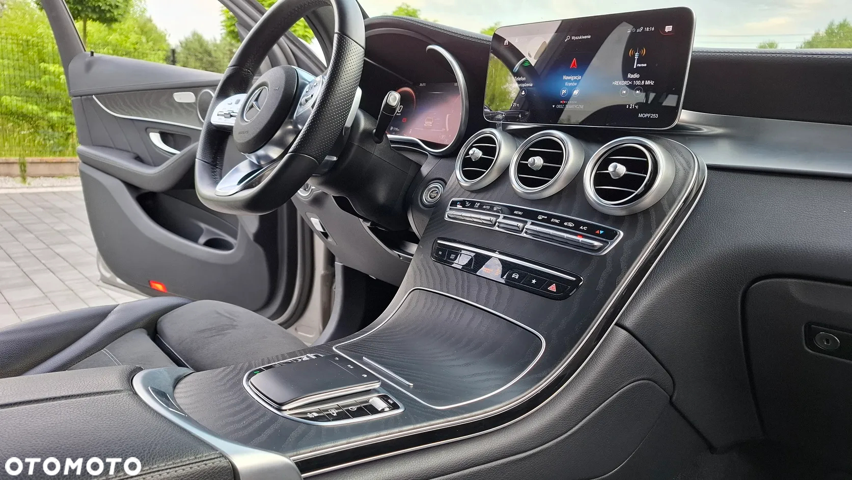 Mercedes-Benz GLC 220 d 4-Matic - 23