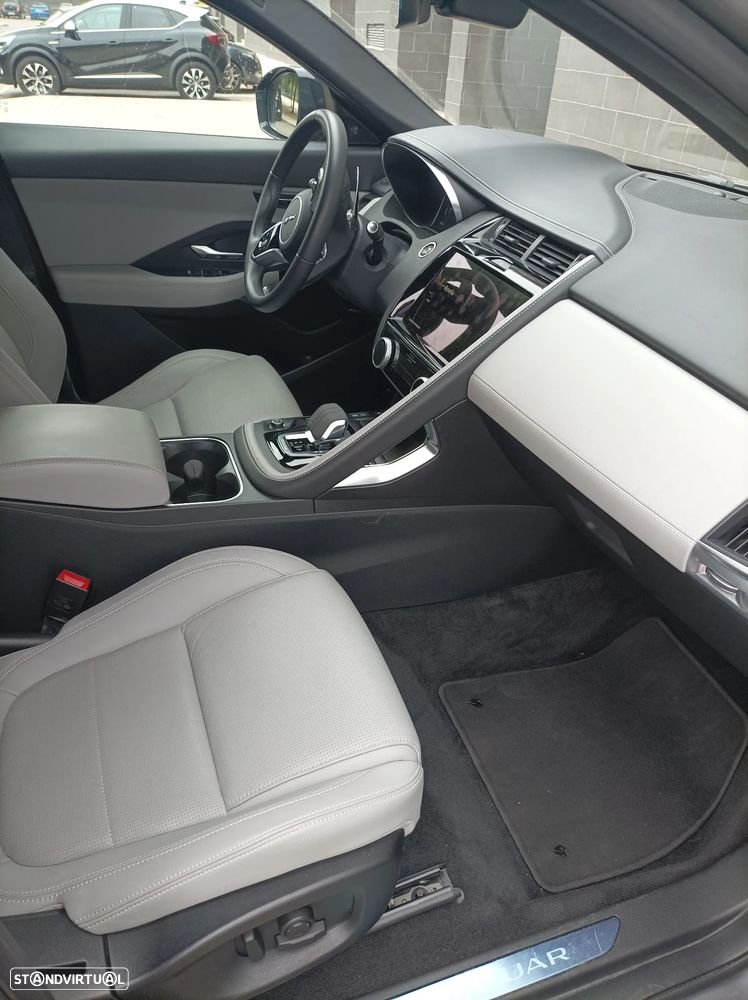 Jaguar E-Pace 1.5 P300e R-Dynamic S AWD Aut. - 7