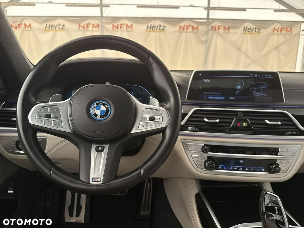 BMW Seria 7 - 15