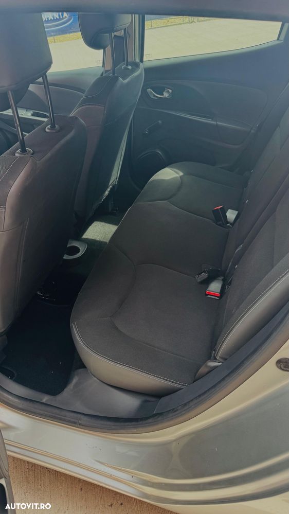 Renault Clio ENERGY TCe 90 Start & Stop Intens - 13