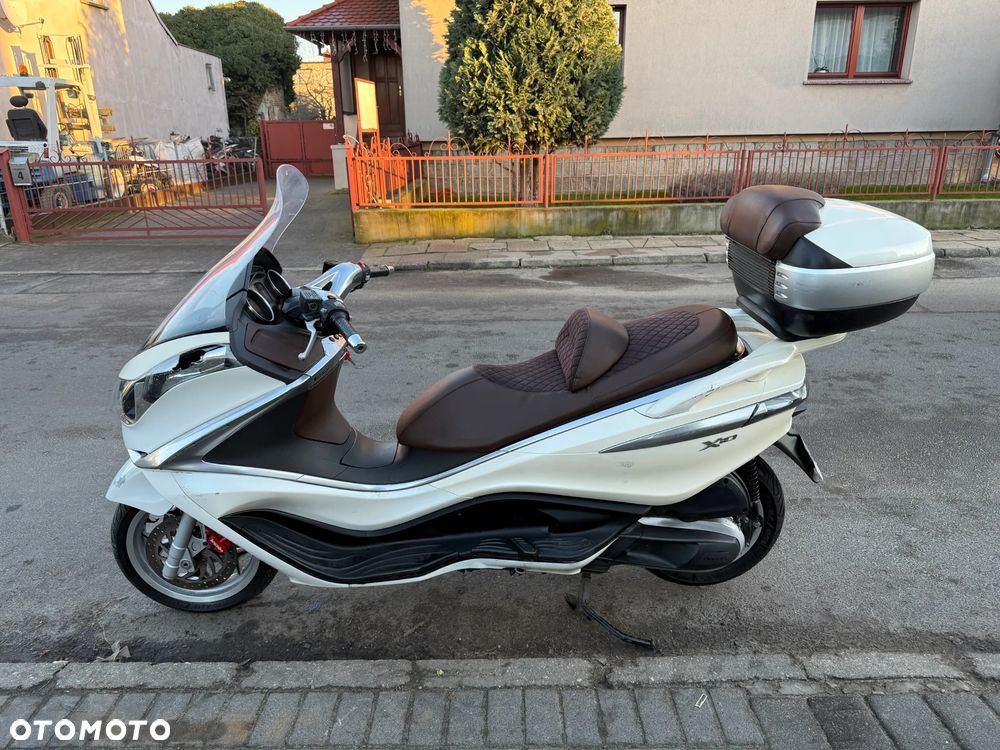Piaggio X10 - 5