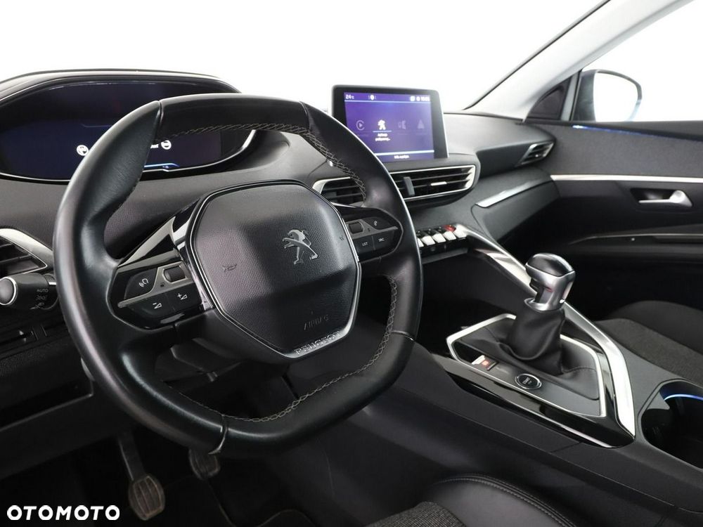 Peugeot 3008 1.5 BlueHDi Allure S&S - 15