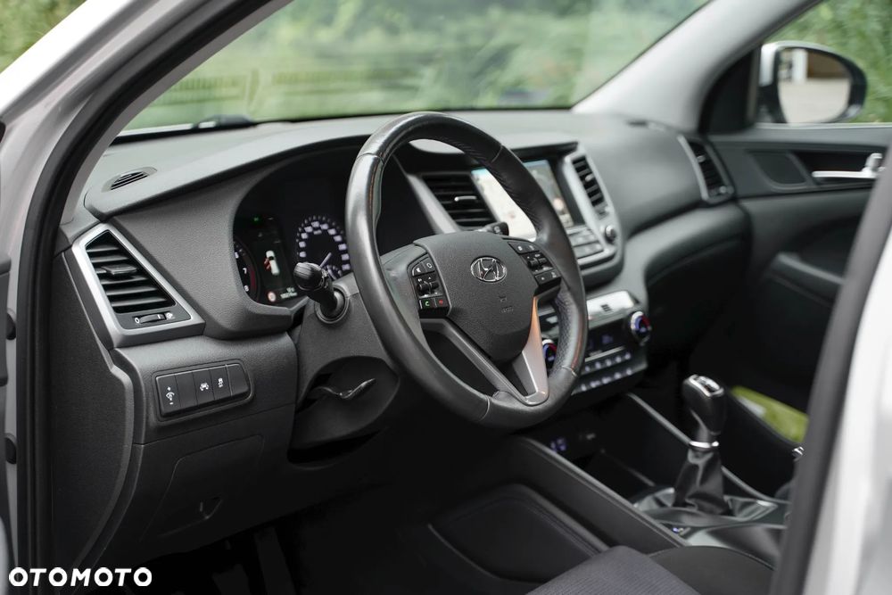 Hyundai Tucson 1.6 GDI BlueDrive TourdePologne 2WD - 31